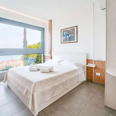 Hostdomus - Rosa Dei Venti * Santo Stefano al Mare