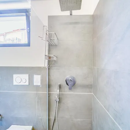 Hostdomus - Rosa Dei Venti Santo Stefano al Mare