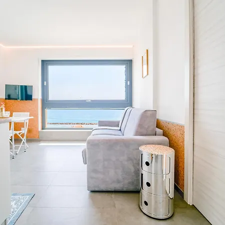Hostdomus - Rosa Dei Venti * Santo Stefano al Mare